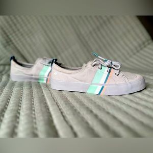 Sperry Crest Buoy Sneaker